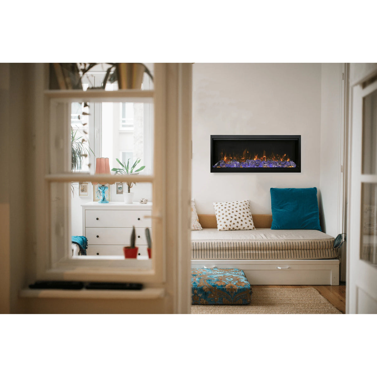 Amantii fireplace – sym xt 50" electric fireplace with glass chunk nuggets
